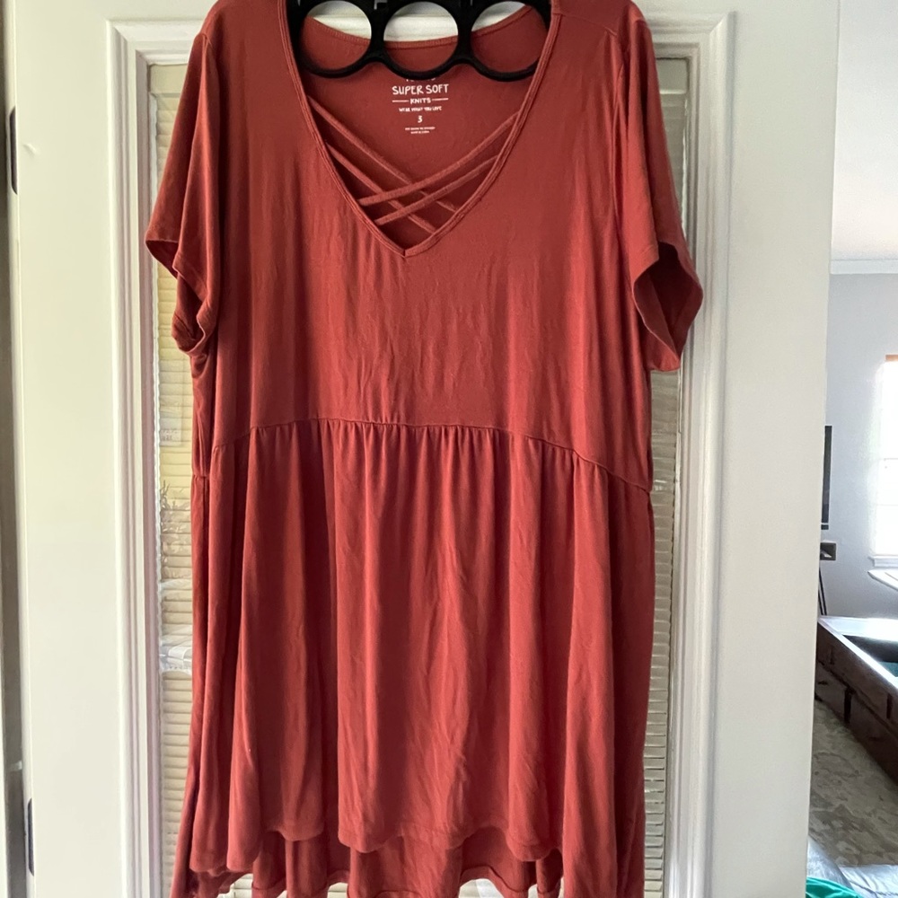 Rust color Torrid plus size baby doll top